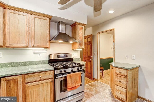 Building Photo - 119 Bosley Ave