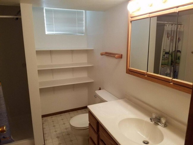 Building Photo - 2813 Shoal Cir