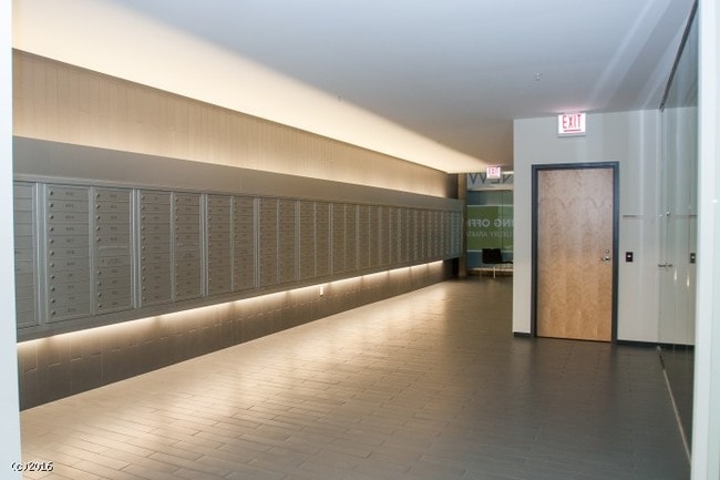 Building Photo - 1330 S Wabash Ave