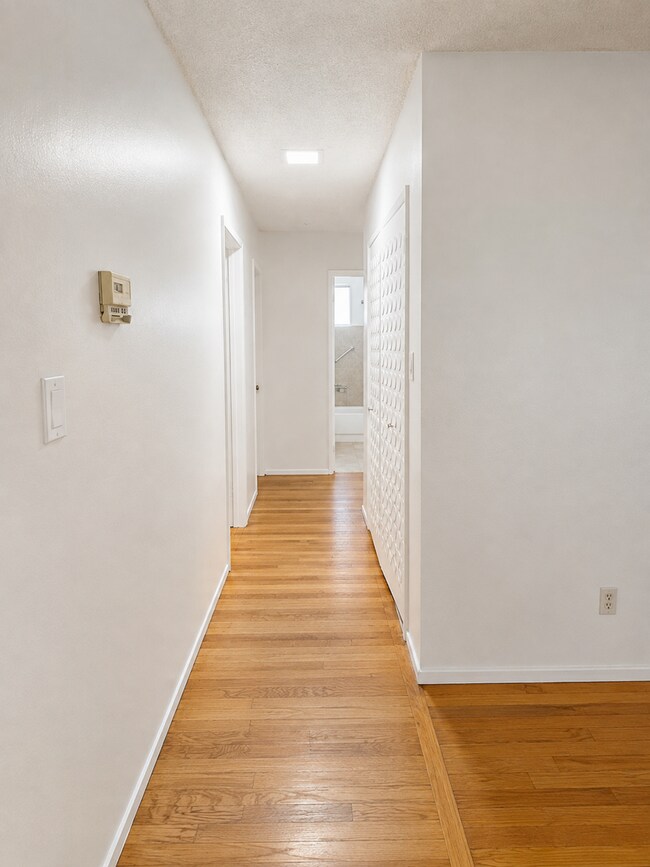 Building Photo - 6741 Cherrywood Cir