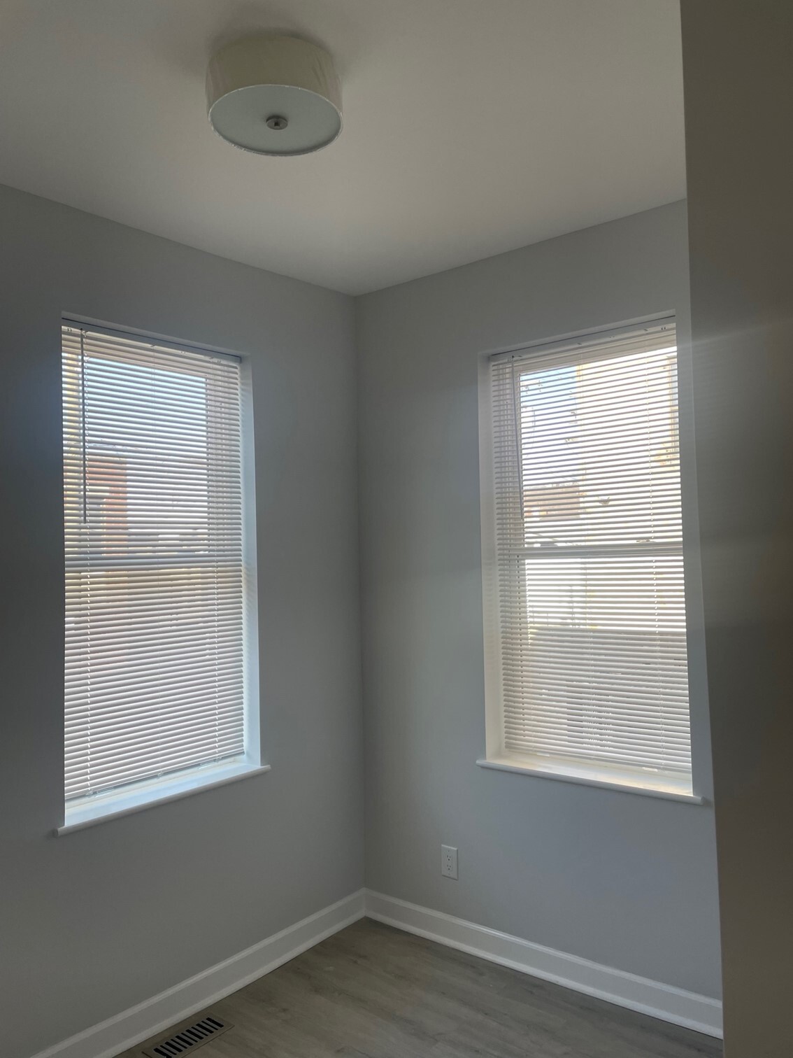 First Bedroom | Office - 216 Findlay St