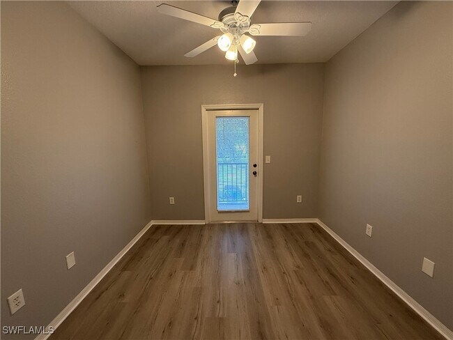 Building Photo - 11521 Villa Grand