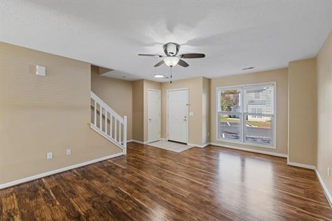 Building Photo - Two Master Suite Townhouse in Avalon Woods