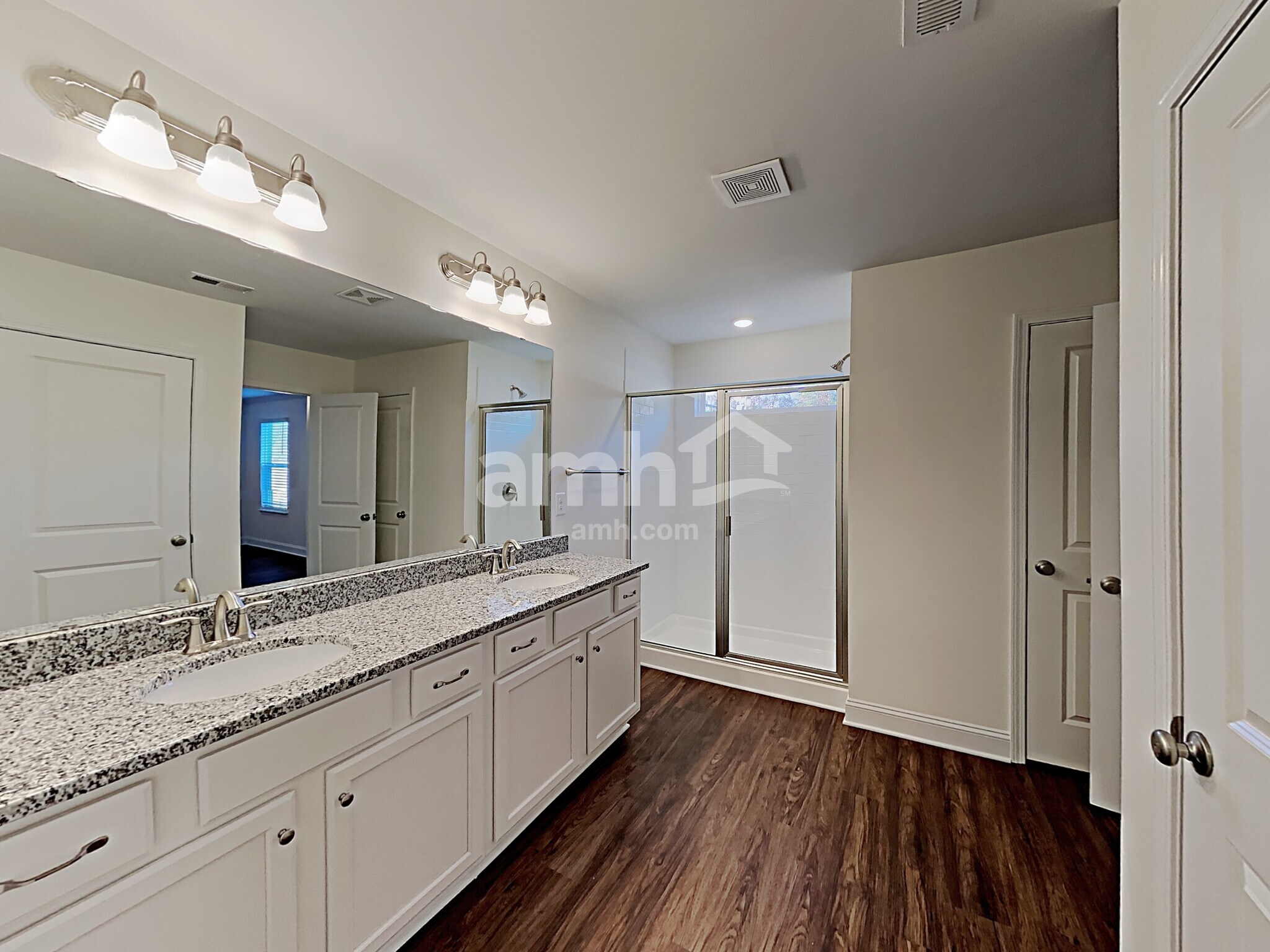 Building Photo - 1130 Bentley Pk Dr