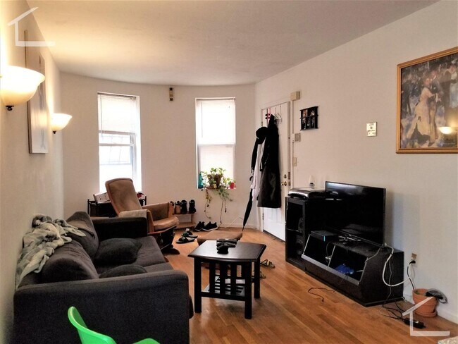 Building Photo - 24 St Cyprians Pl