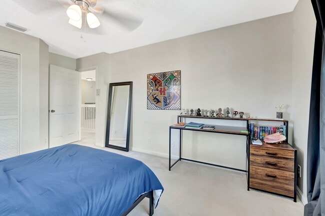 Building Photo - 18248 Coral Isles Dr