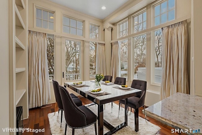 Building Photo - 9 Lyme St