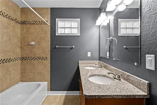 Building Photo - 6423 Dove St