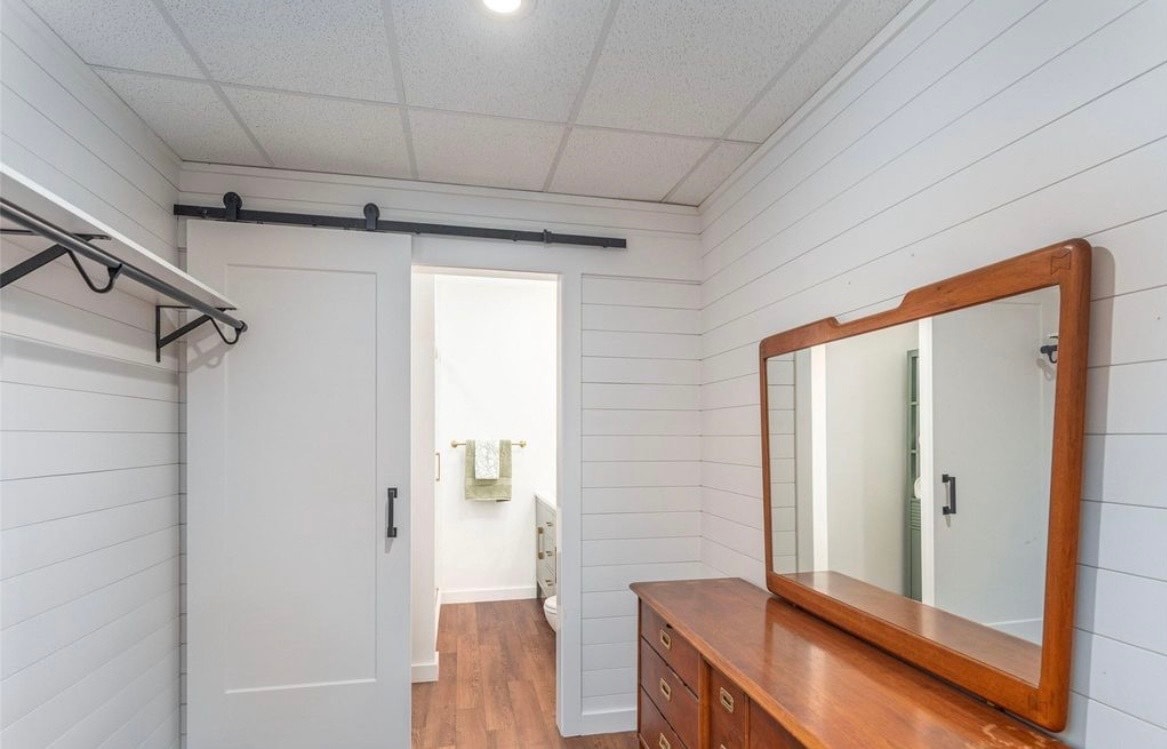 Building Photo - 15 Maplewood Dr