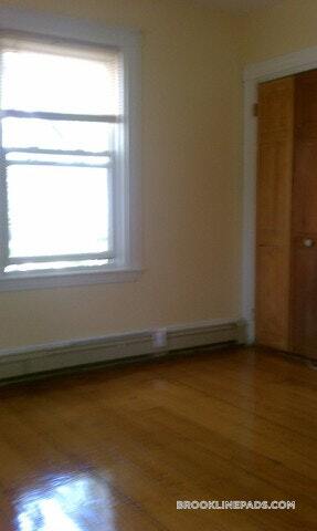 Building Photo - 10 Duffley Ct