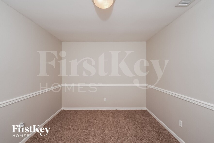 Building Photo - 101 Sunny Brook Ln