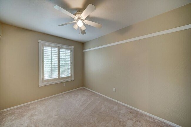 Building Photo - COMING SOON! Gorgeous Gilbert Home with Go...