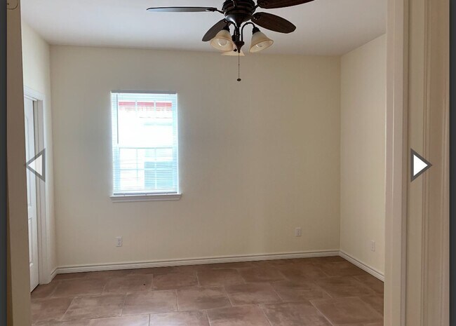 Building Photo - Spring Break Special - Move in NOW!!! and stay one month free