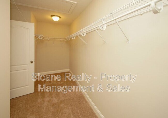 Building Photo - 4133 Rigsby Ln