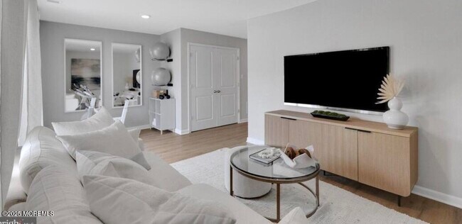 Building Photo - 10 Baybreeze Dr