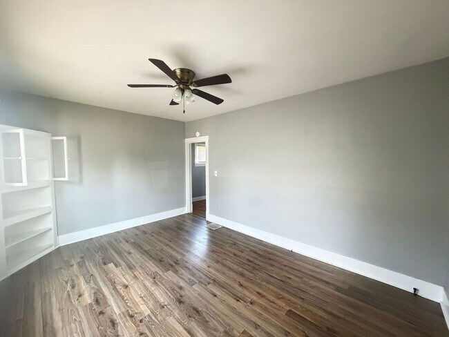 Building Photo - 101 E Garrett St