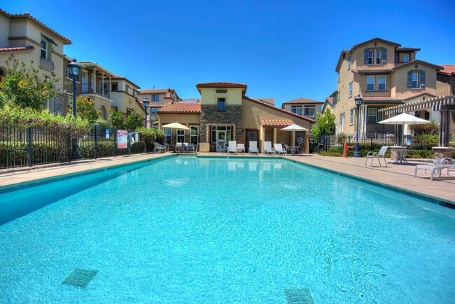 Building Photo - $4095 / 3BR - GORGEOUS NEWER MILPITAS HOME