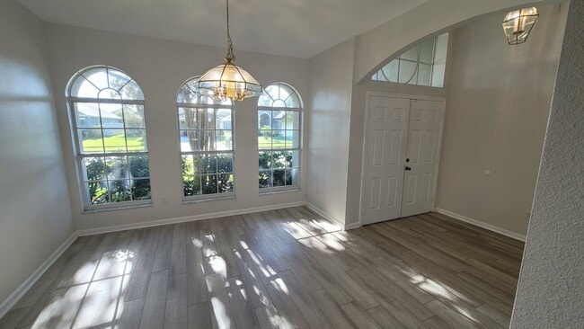 Building Photo - 15317 Markham Dr