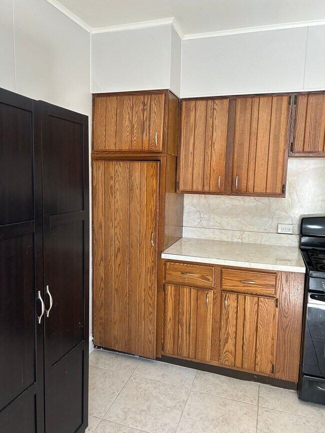 Building Photo - 2405 N 17th St