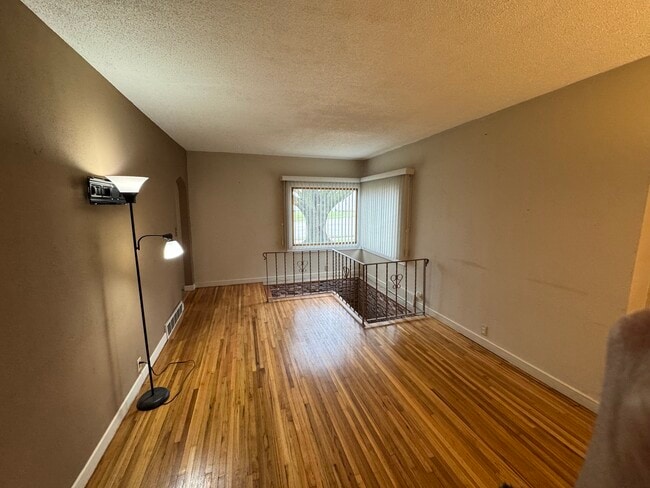 Building Photo - 1402 Lee Ave