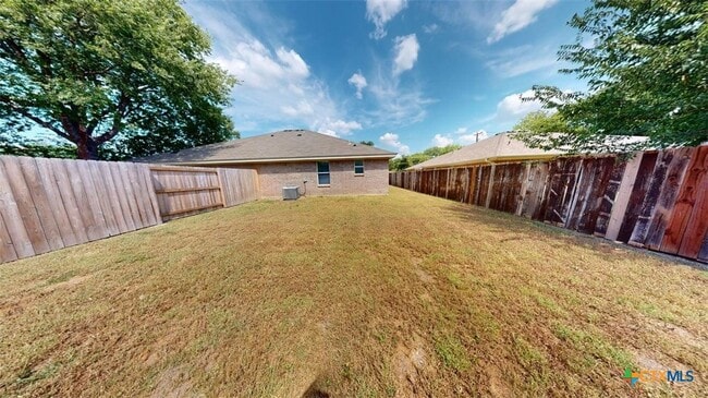 Building Photo - 208 Elbert Ln
