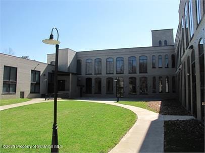 Building Photo - 800 James Ave