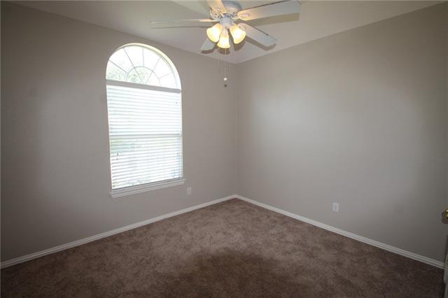 Building Photo - 1424 McKenzie Ct