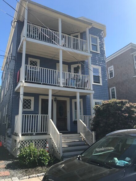Building Photo - 42 Lincoln Pky