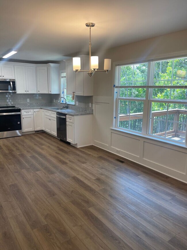 Building Photo - Rental in Ooltewah - 3 Bedrooms + Finished Basement