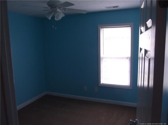 Building Photo - 231 Sharpsburg Rd