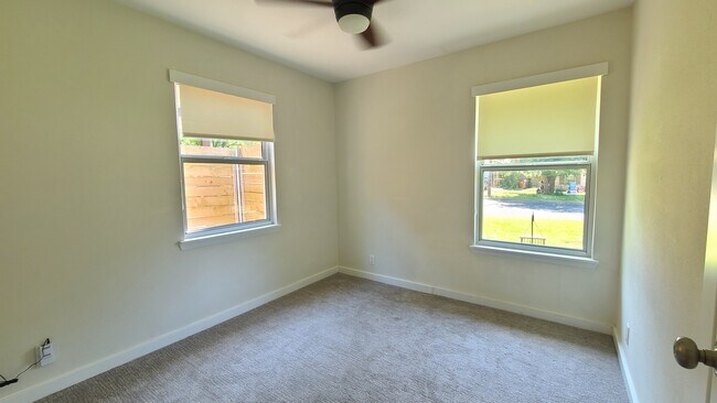Building Photo - 5805 Blythewood Dr