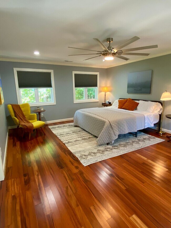 Building Photo - Gated Fairfield Harbour Home + Utilities + Wi-Fi Included