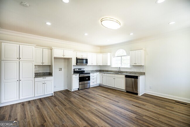 Building Photo - 507 Cherry Ave