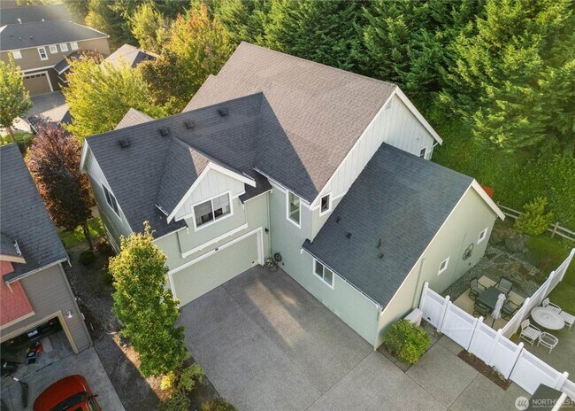 Building Photo - Elegant 3 Bedroom Home in Harbor Crossing ...