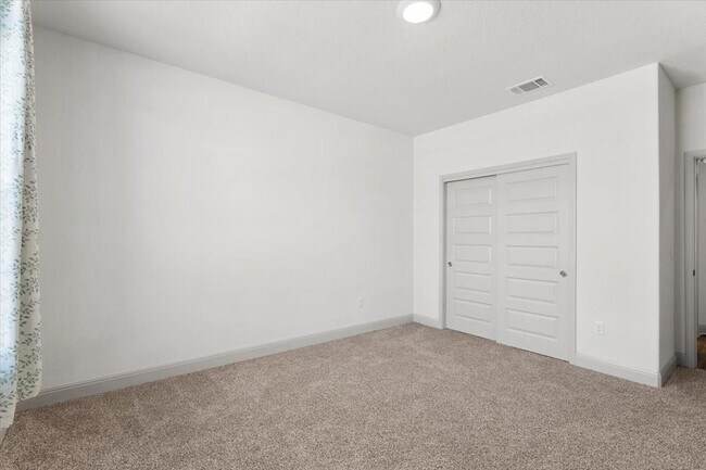 Building Photo - 18017 Nepi Dr