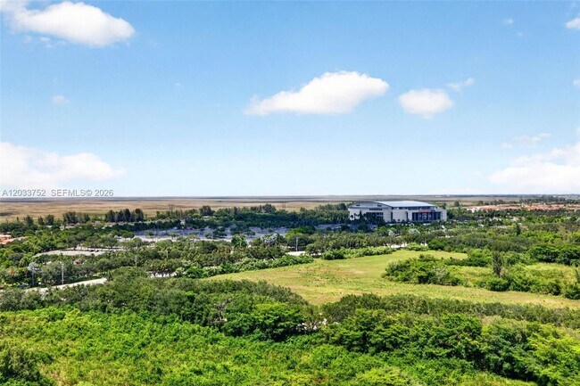 Building Photo - 2000 Metropica Wy