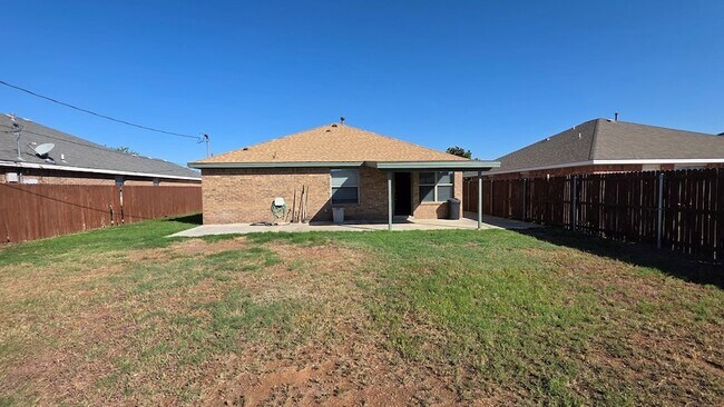 Building Photo - 5113 Blue Haven Dr