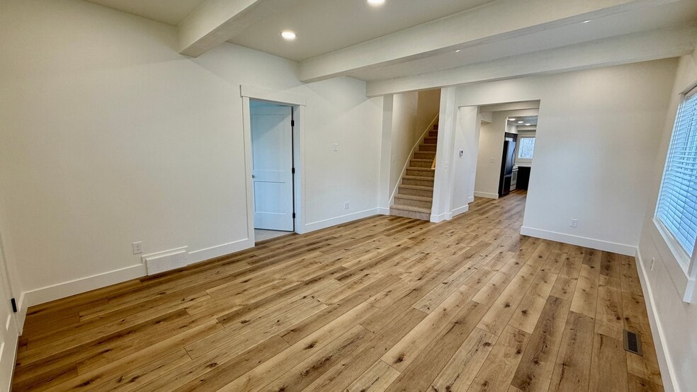 Building Photo - 145 N Byron Ave