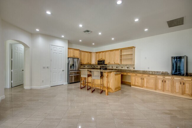 Building Photo - 14021 Bently Cir