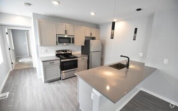 Building Photo - Weinland Park Updated 1 Bedroom