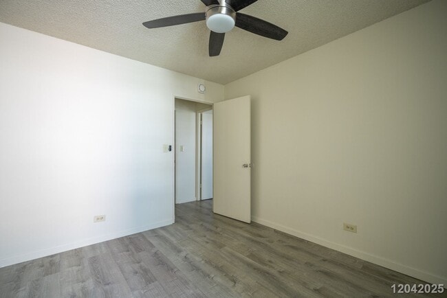 Building Photo - $2700.00 | 2bd/2ba Condominium in Century West (Salt Lake)