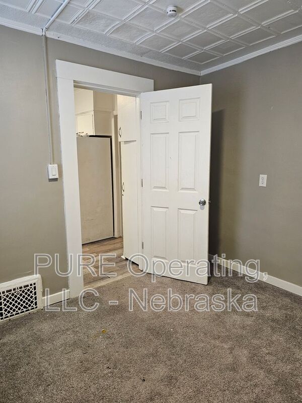 Building Photo - 1115 William St