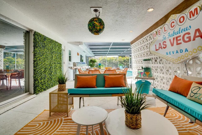 Building Photo - 2945 Upper Tangelo Dr