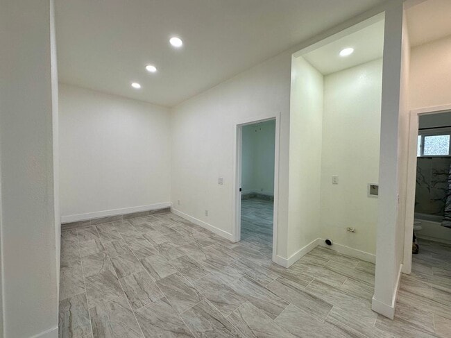 Building Photo - 11911 Sunstone Ct