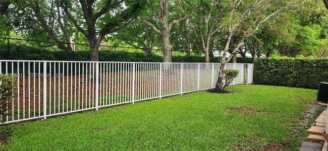 Building Photo - 3870 E Hibiscus St