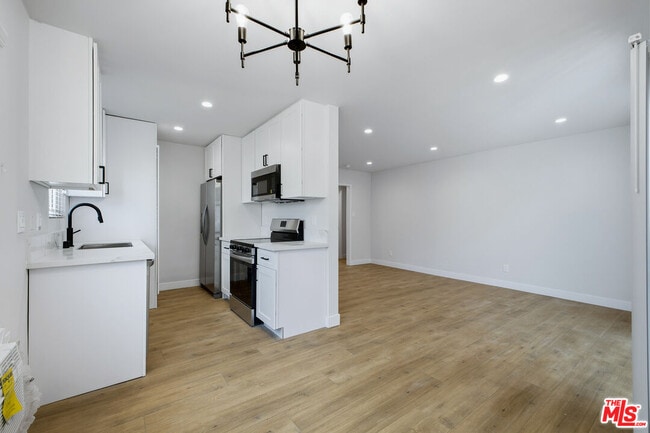 Building Photo - 1738 Colby Ave