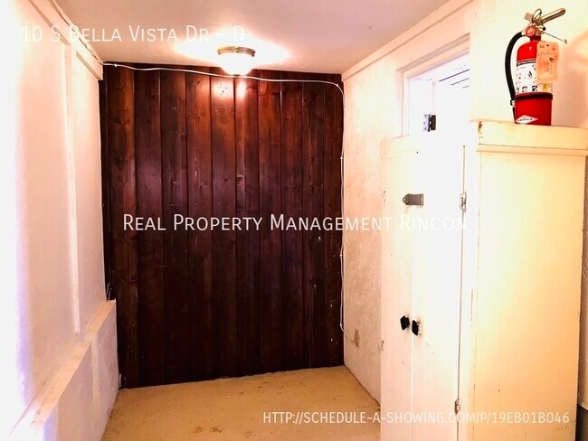 Building Photo - 10 S Bella Vista Dr