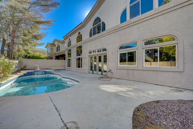 Building Photo - Stunning Green Valley home with a pool in guard gated Legacy