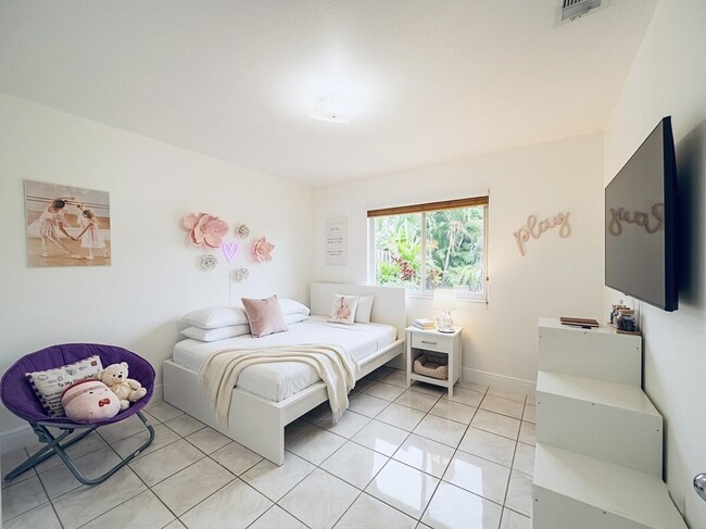 Building Photo - 17255 NW 72nd Ct