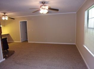 Building Photo - Pensacola sweet home